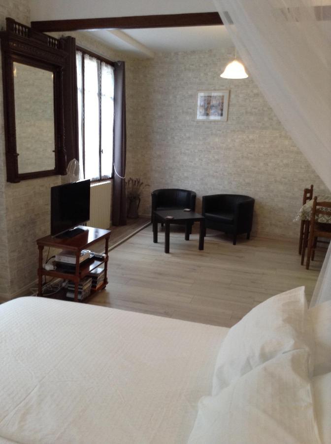French Holiday Accommodation 보르 레오르주 외부 사진